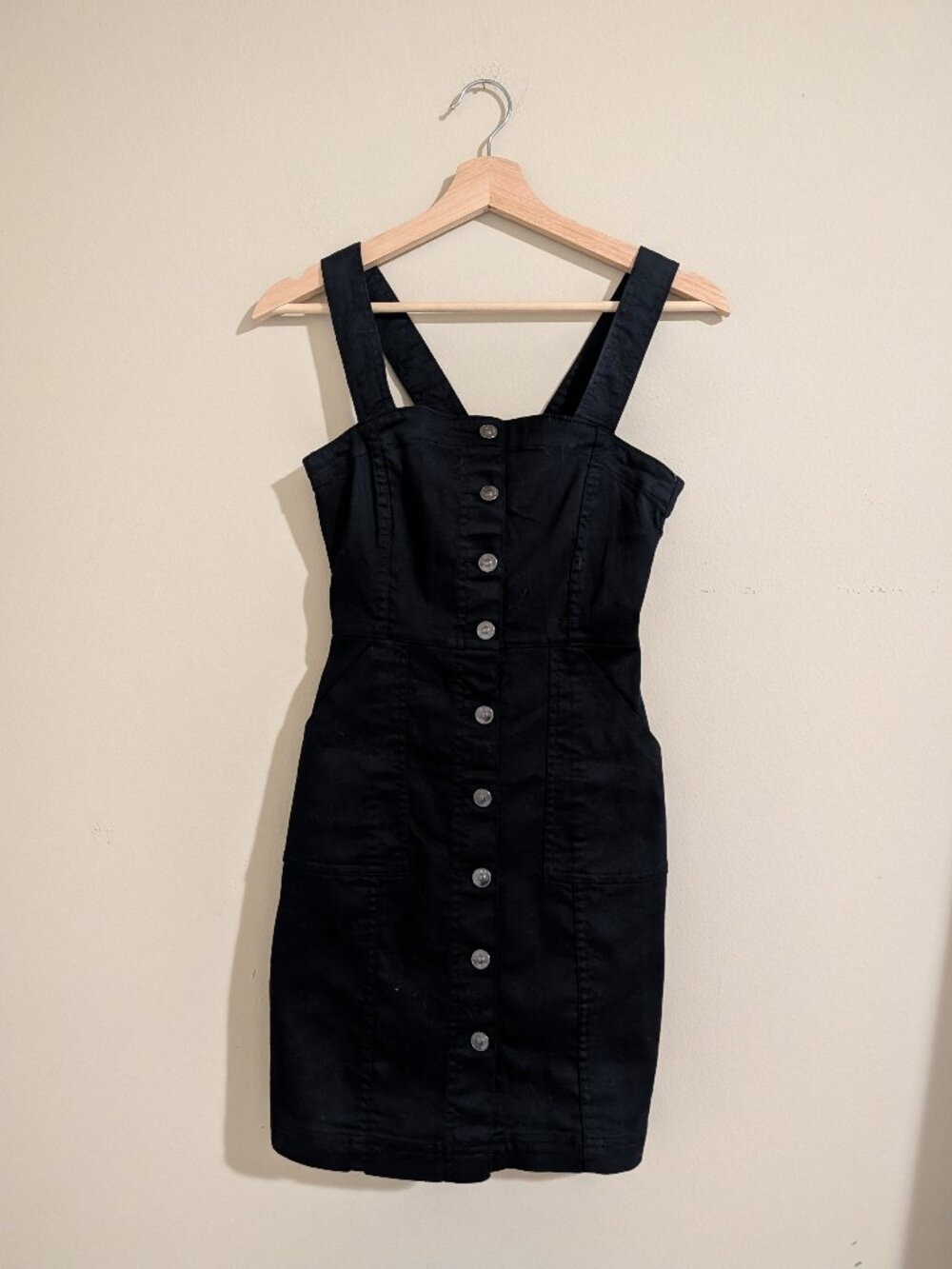 NWT H&M Divided Black Denim Button-Front Pinafore Dress Size US 2 / EUR 32 - Picture 2 of 7